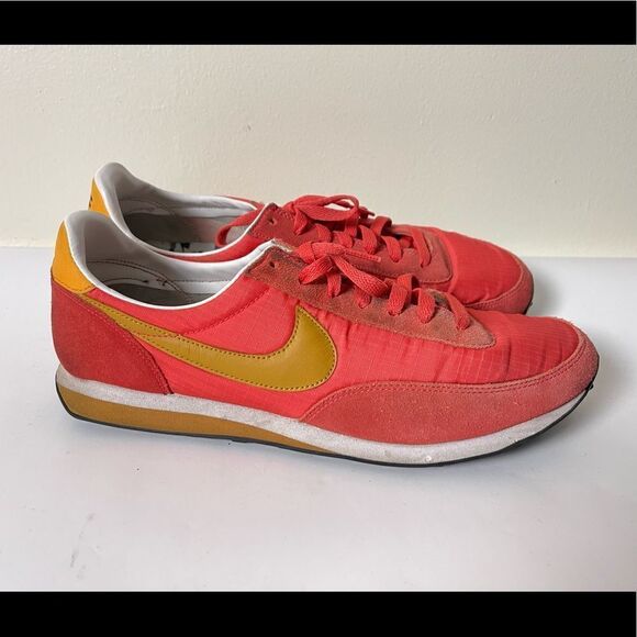 Mens Nike waffle sneaker shoes size 11 - Picture 1 of 8